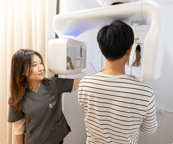 patient getting xray