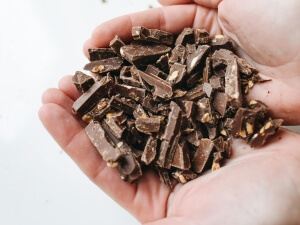 chocolate-in-hands
