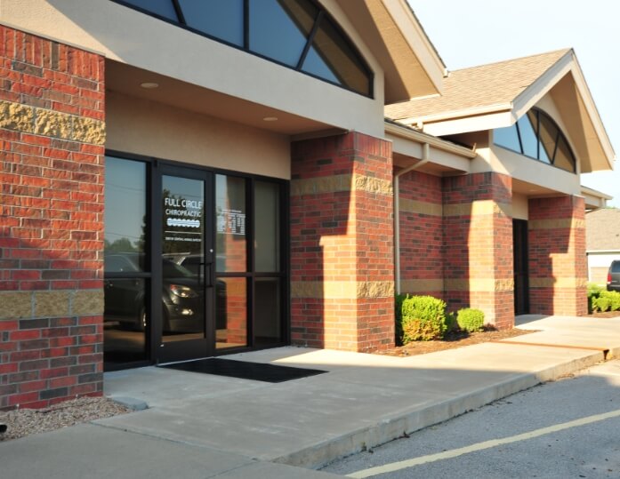 Full Circle Chiropractic office exterior