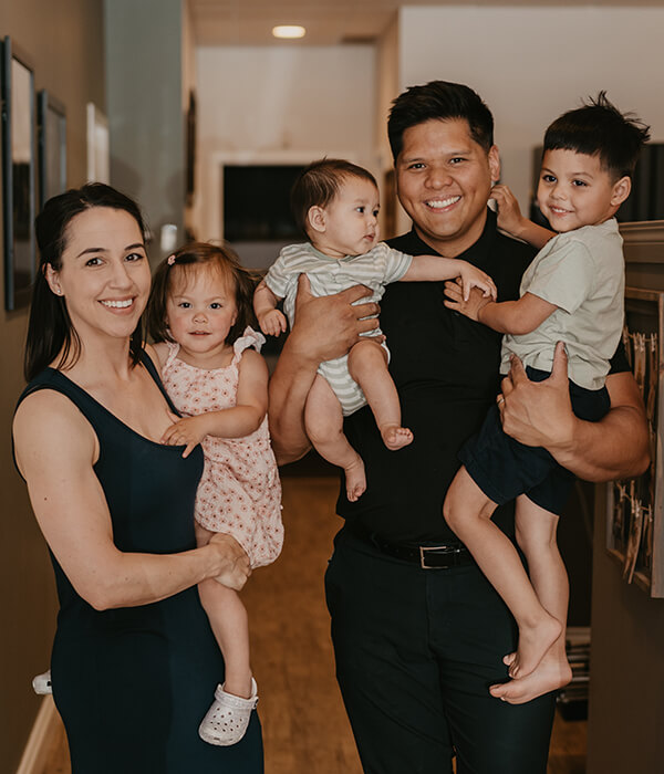Dr Richard and Dr Lyndsay with kids