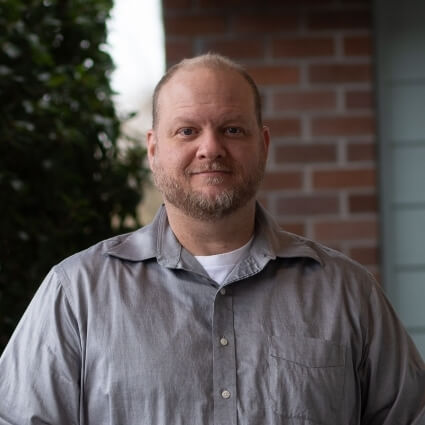 McMinnville chiropractor Dr Jason