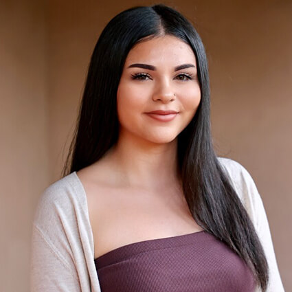 Abby Duran Headshot