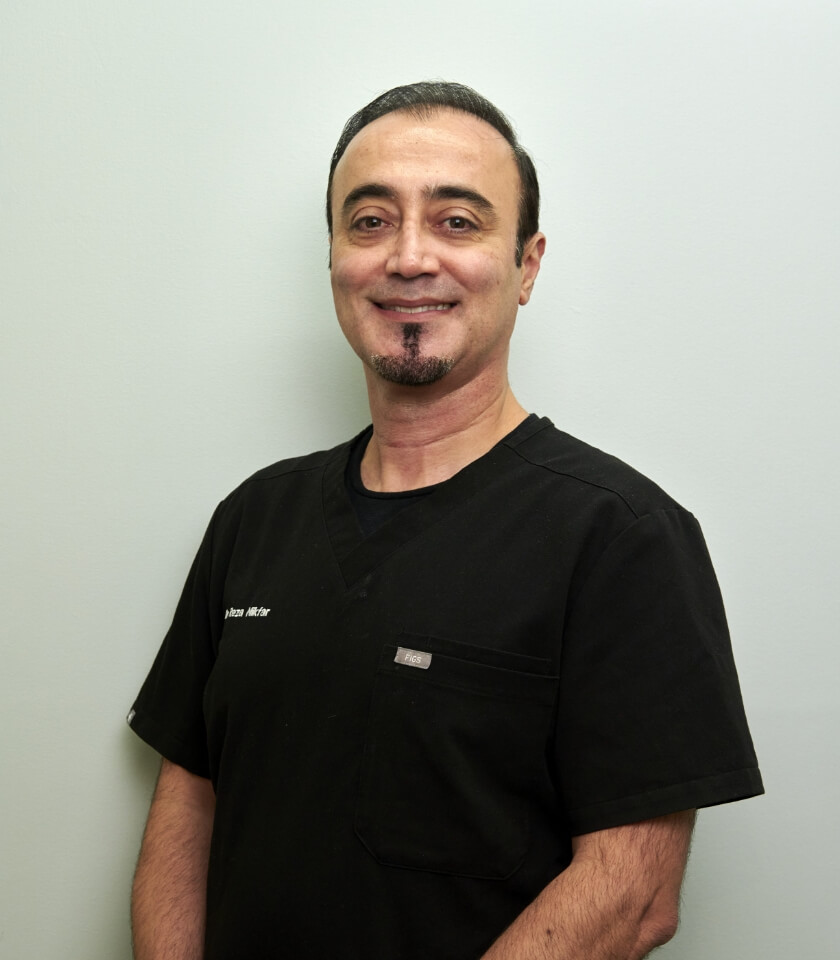 Dr Reza Nikfar