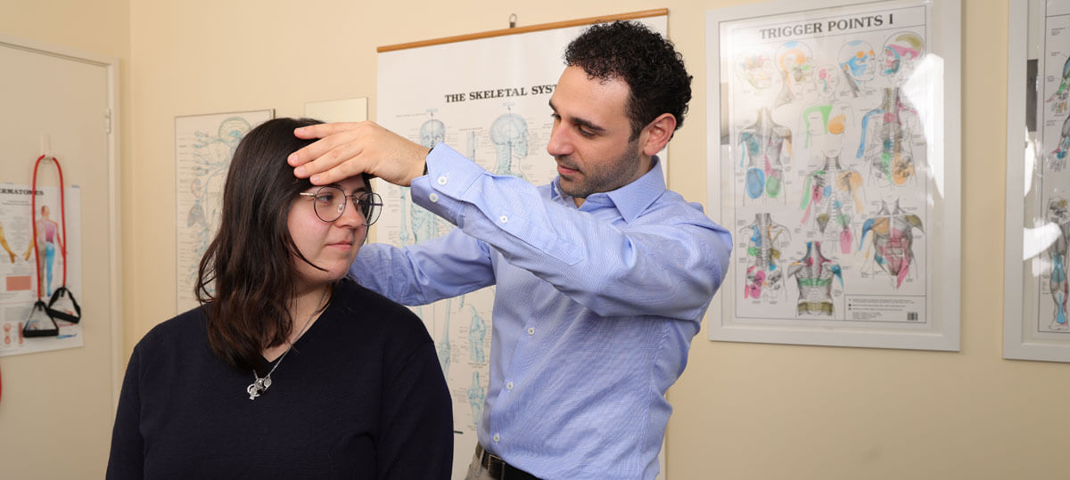 Head and neck adjustment