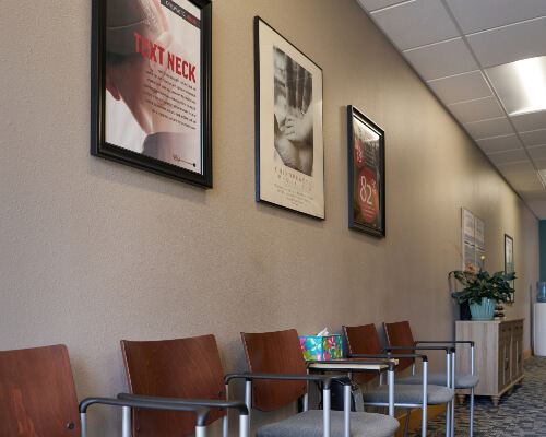 Naig Family Chiropractic waiting area