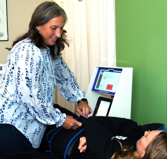 patient during spinal decompression