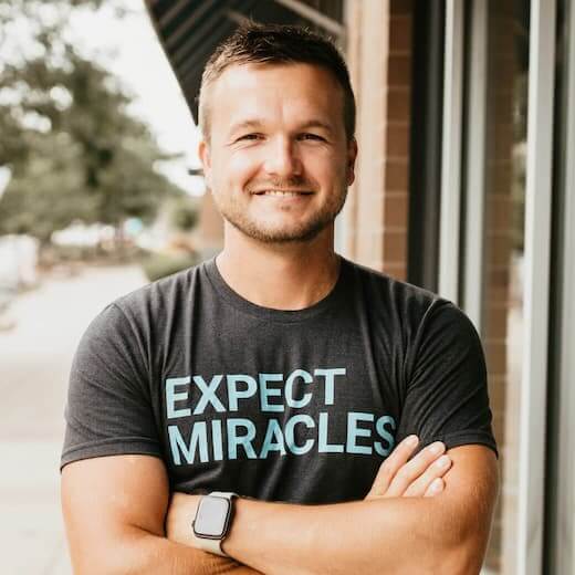 St Louis Park chiropractor Dr. Erik headshot