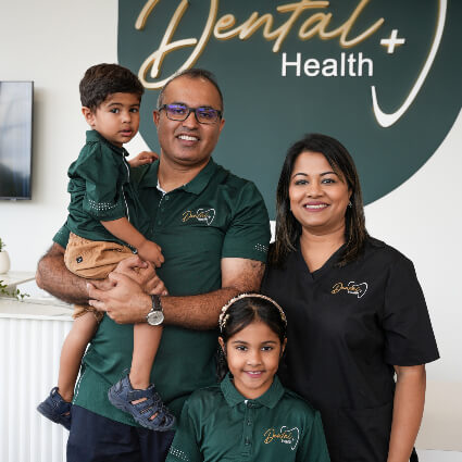 Rochedale South Dentist Dr Vinisha and her family