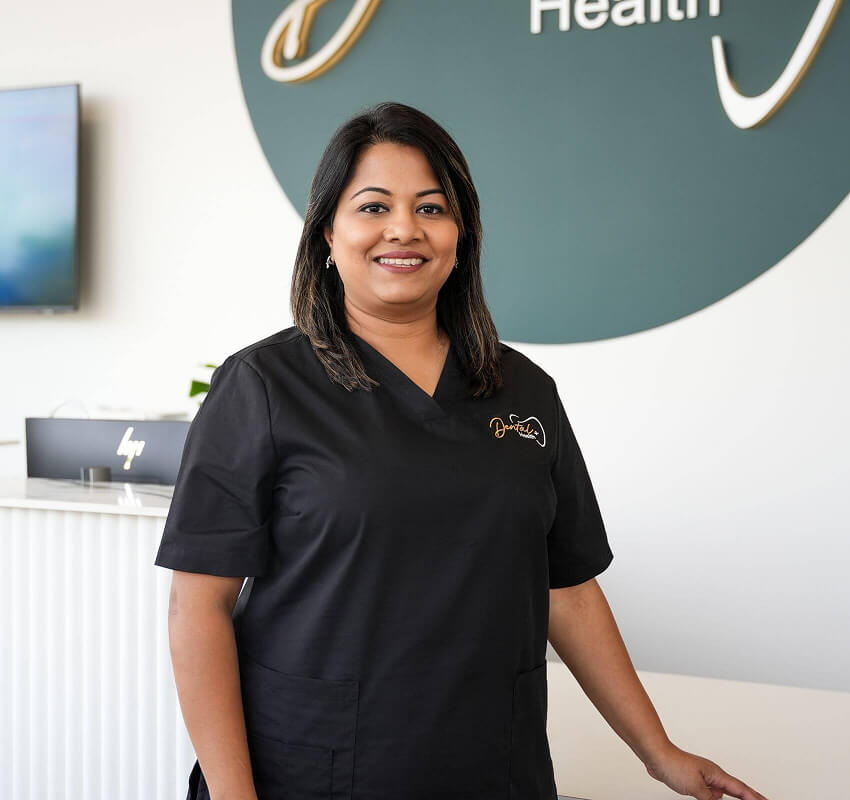 DR VINISHA KAPADIA