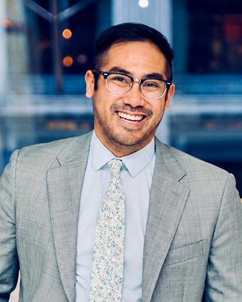 Yorkville Chiropractor Dr. Tim Villaverde
