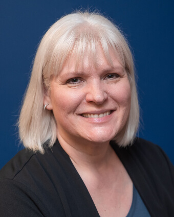 Yorkville chiropractor Dr. Lea Cornish profile photo