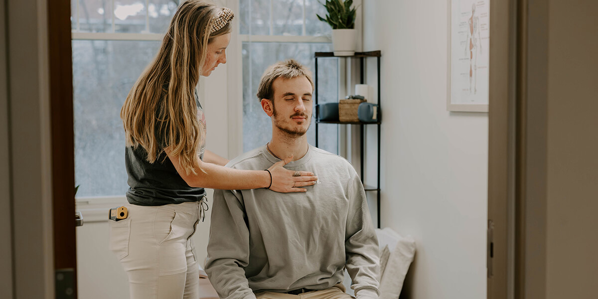 Chiropractic-Adjustment