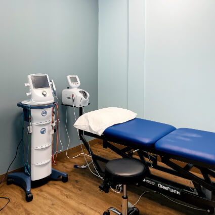 Care Plus Physiotherapy adjusting room