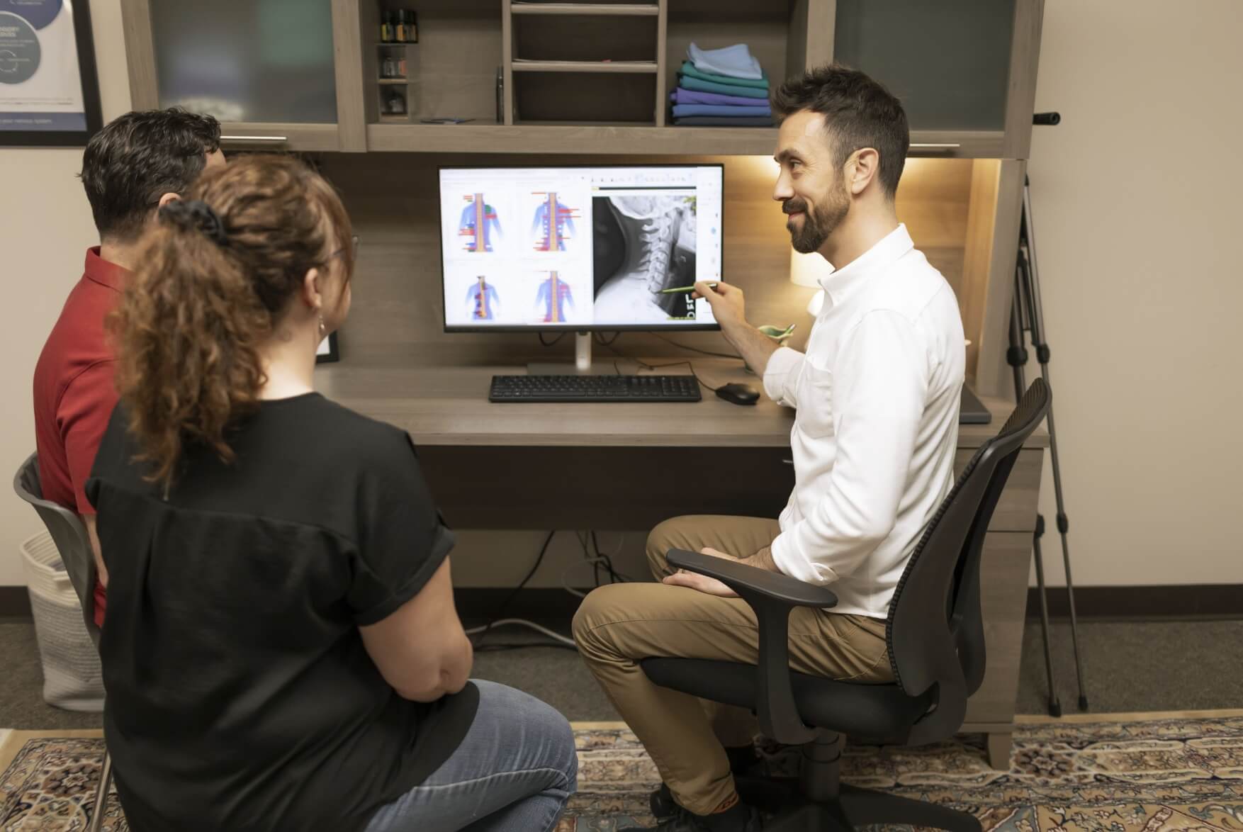doctor pointing to xray