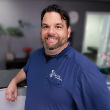 Falls Church chiropractor Dr. K.C. Adolph