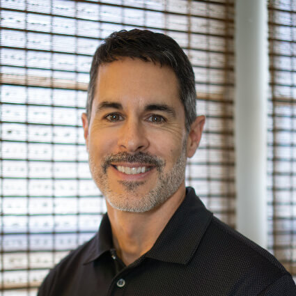 Fredericksburg chiropractor Dr. Craig Henzler