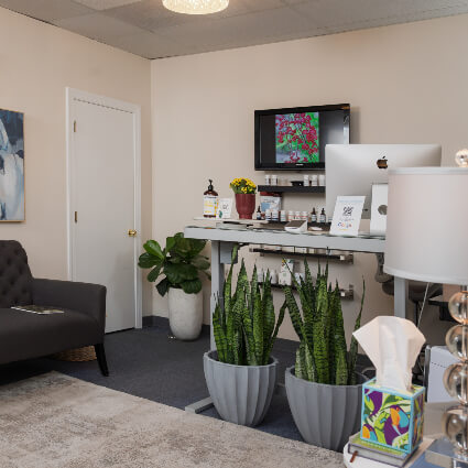 Cotswold Chiropractic Center front desk