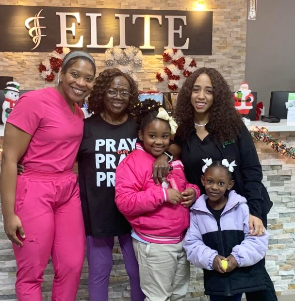 family at Elite Chiropractic & Therapy