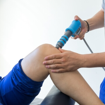 Shockwave therapy used to treat patient's knee