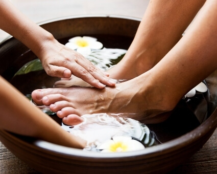 Patient treated with Ion Foot Detox Therapy