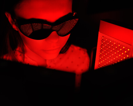 Infrared Sauna treatment used on female patient