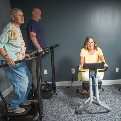 patients on vibration machines