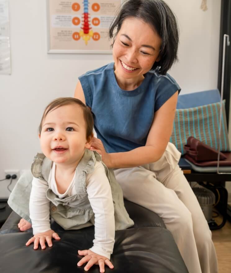 Lindfield chiropractor Dr Irene leading a workshop