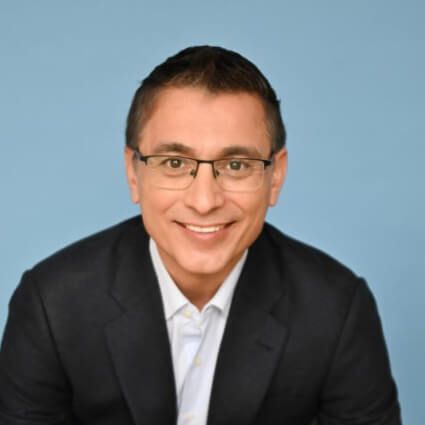 Dr. Will, Dundas Chiropractic clinic director