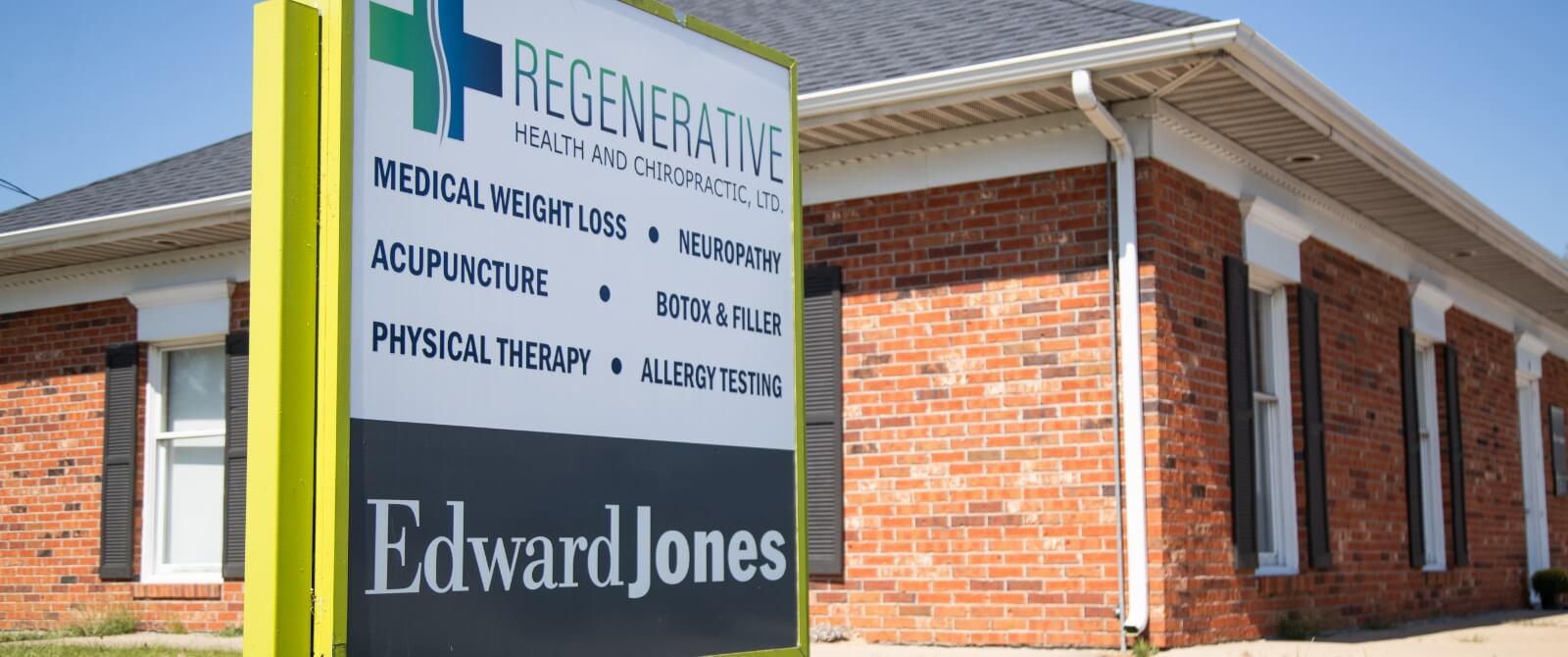 Exterior photo of the Regenerative Health & Chiropractic, LTD building