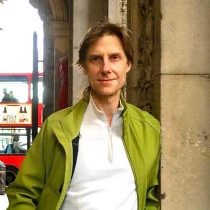 Pimlico chiropractor Dr leom smiling