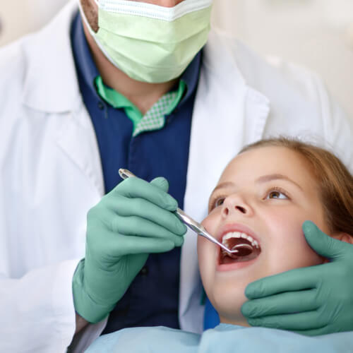 Maryborough dentist Dr Harry Smith