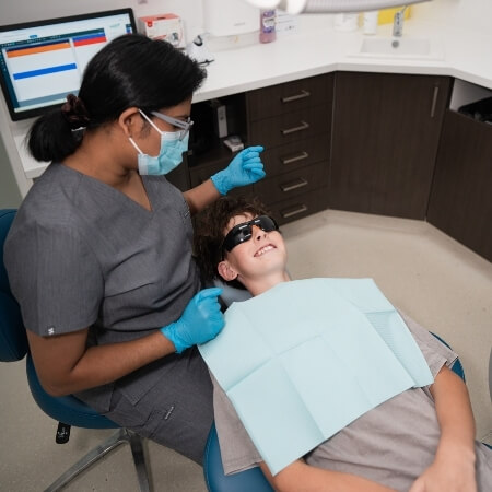 Kid in a dental consultation