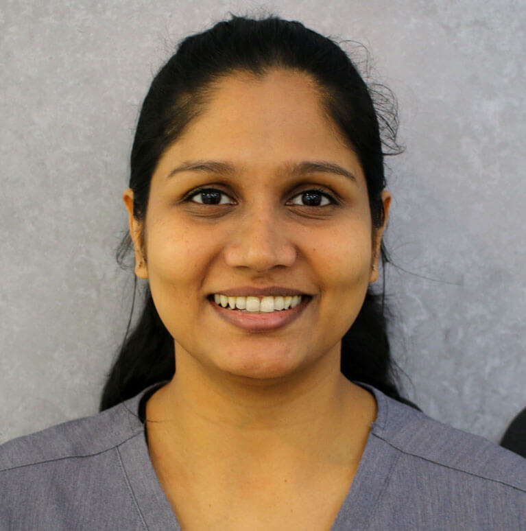 Croydon dentist Dr Minnu Joe Ida profile photo