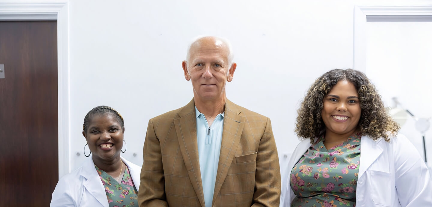 Discover Chiropractic Center team photo
