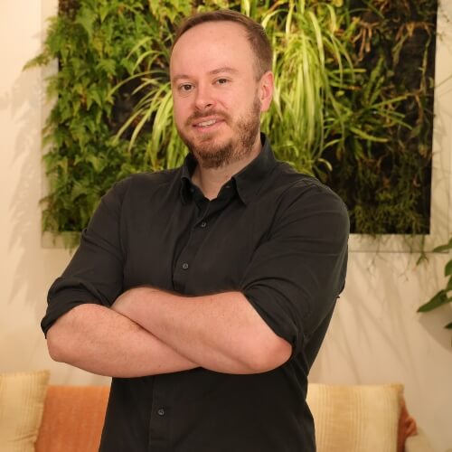 Melbourne chiropractor Dr Flynn Pettersson