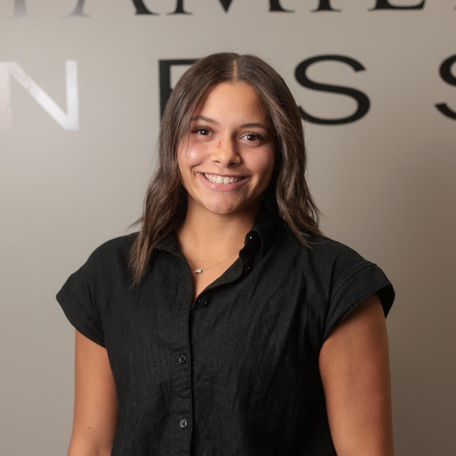 Anoka chiropractor Dr Leyla