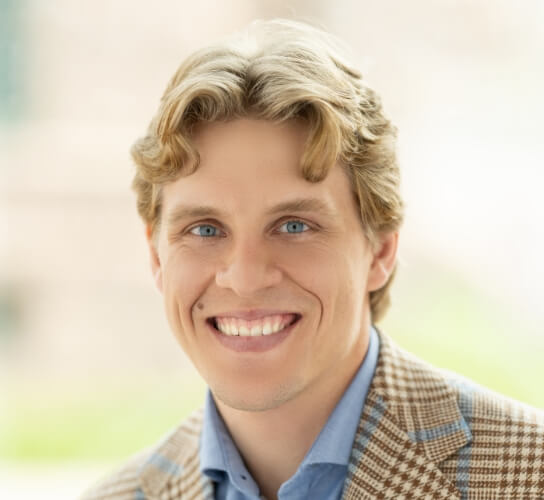 Sioux Falls chiropractor Dr Cole Snyder