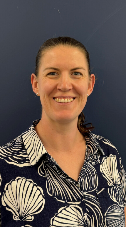Dr Julia Thomson