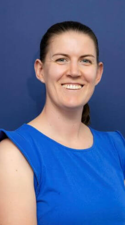 Dr Julia Thomson
