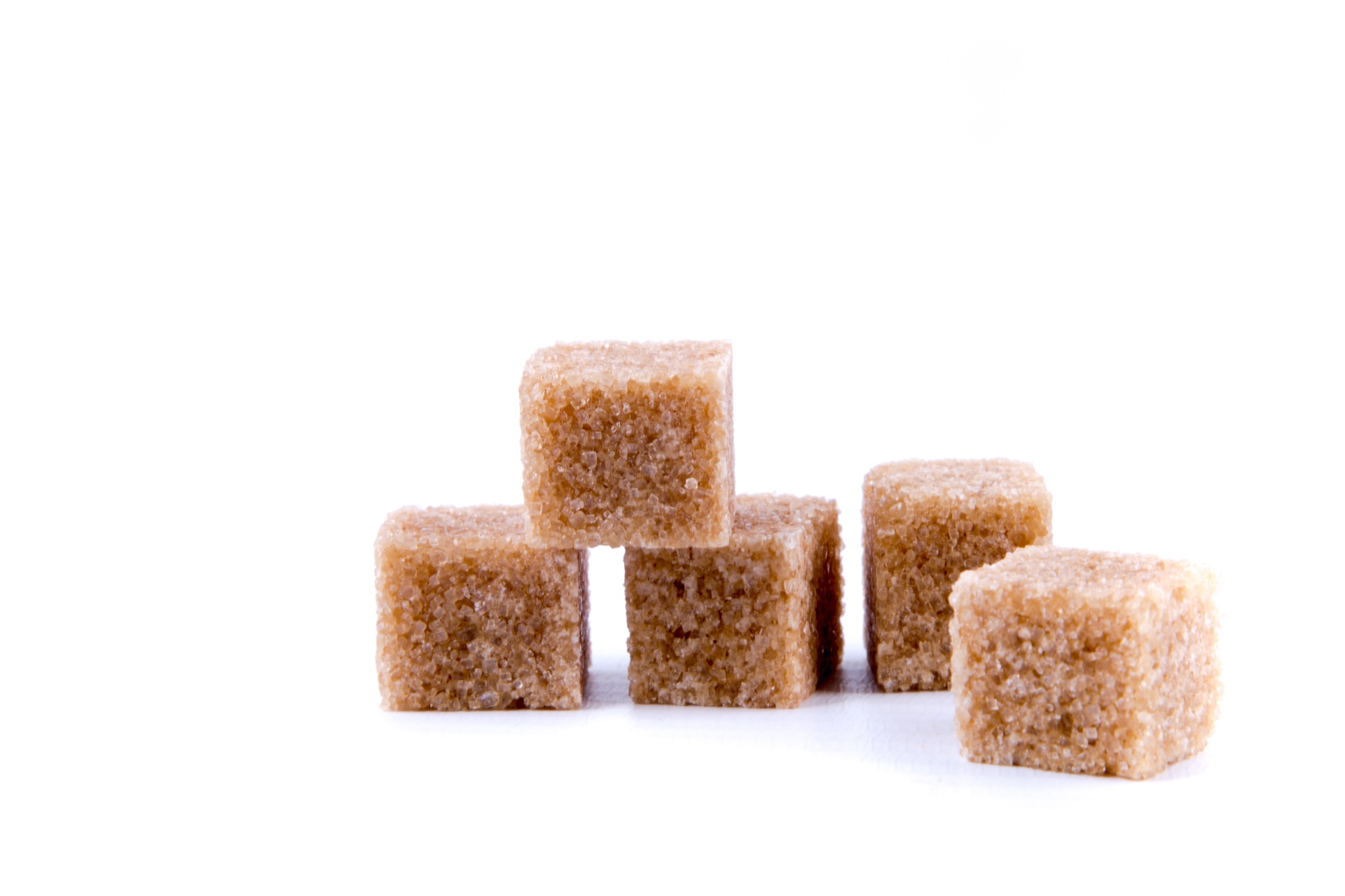 brown-cane-sugar-cubes-1462969684APB