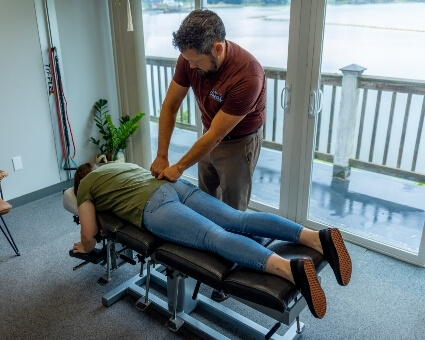 Female patient back adjustment