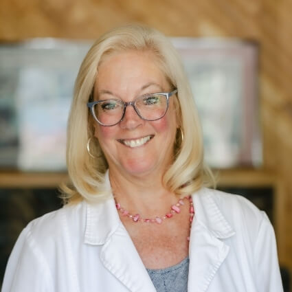 Woodbury chiropractor Dr Cheri smiling