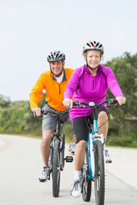 couple riding bikes