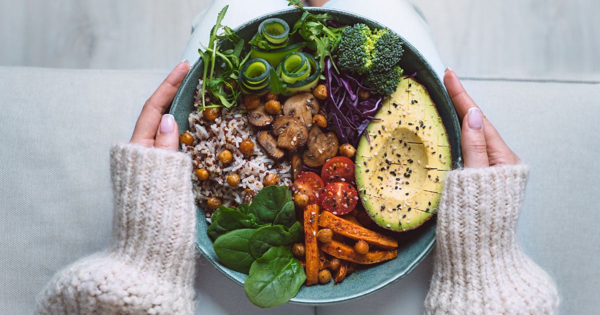 Plate of vegetables.