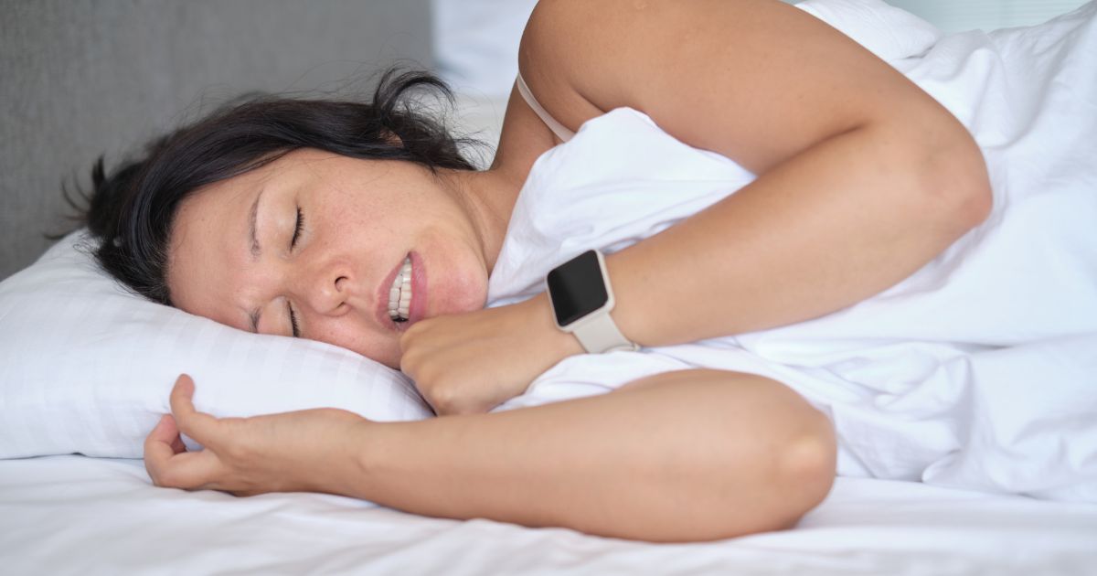 Woman grinding while sleeping.