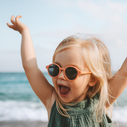 Little girl wearing sunglasses