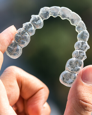 Invisalign aligner