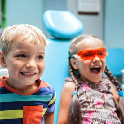 kids laughing dental appointment