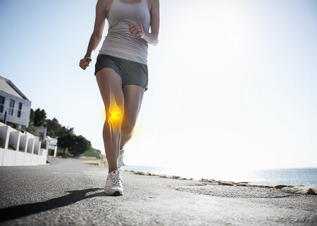 Woman with knee pain